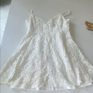 Elegant White Lace Dress